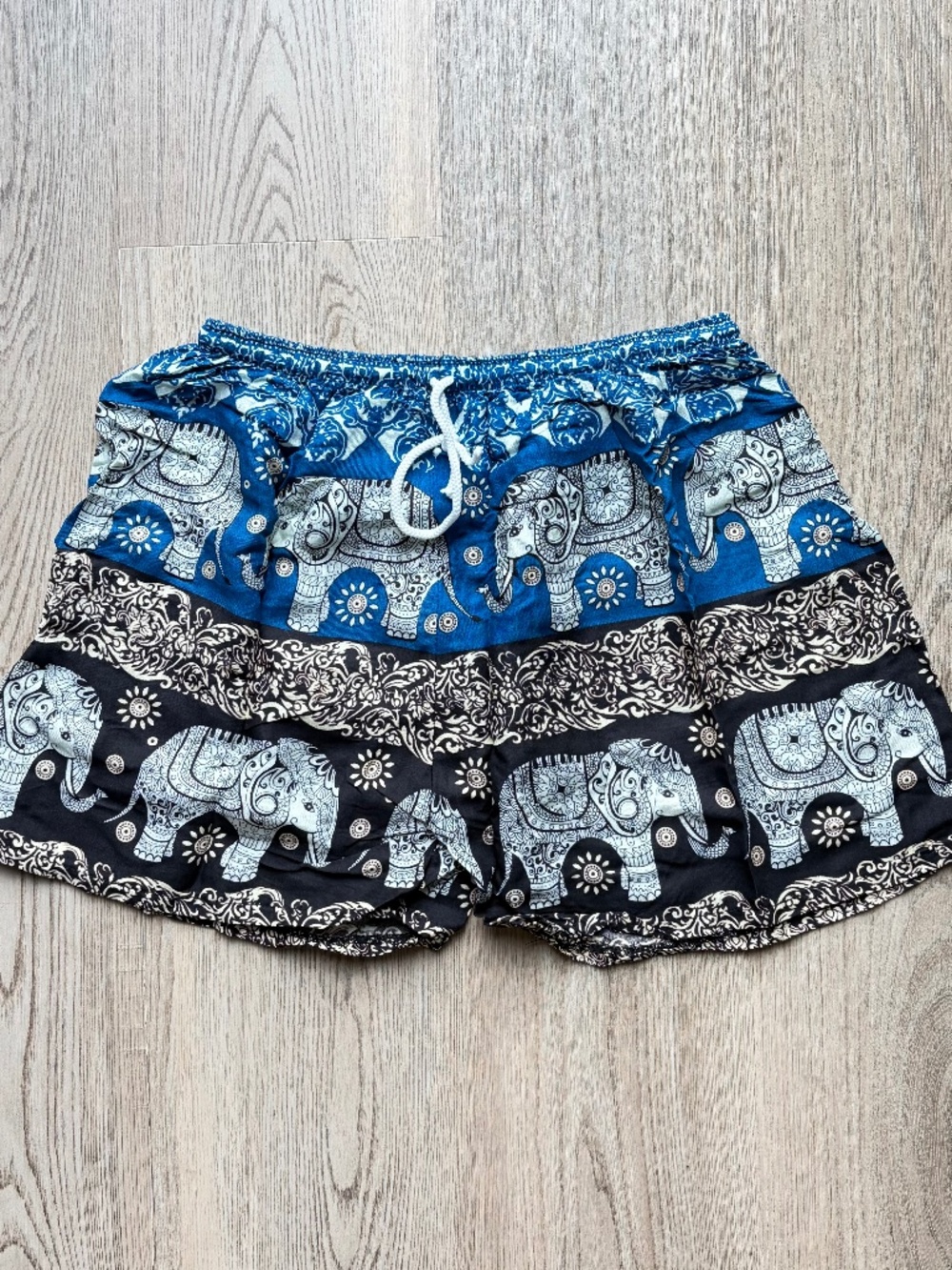 Thai Elephant Print Shorts Women Size S Boho Hippie Beach Summer Festival
